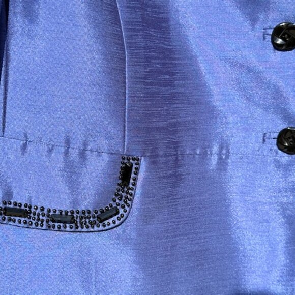 BEAUTIFUL TAHARI ROYAL BLUE SUIT SKIRT SET W? BEADED COLLAR AND (FAUX) POCKETS - Picture 5 of 5